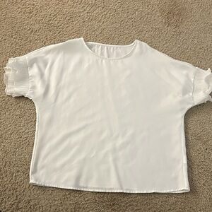 White blouse with ruffles on the sleeves size large cute basic white top